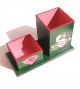 Porta caneta e porta clips decorado em M D F.